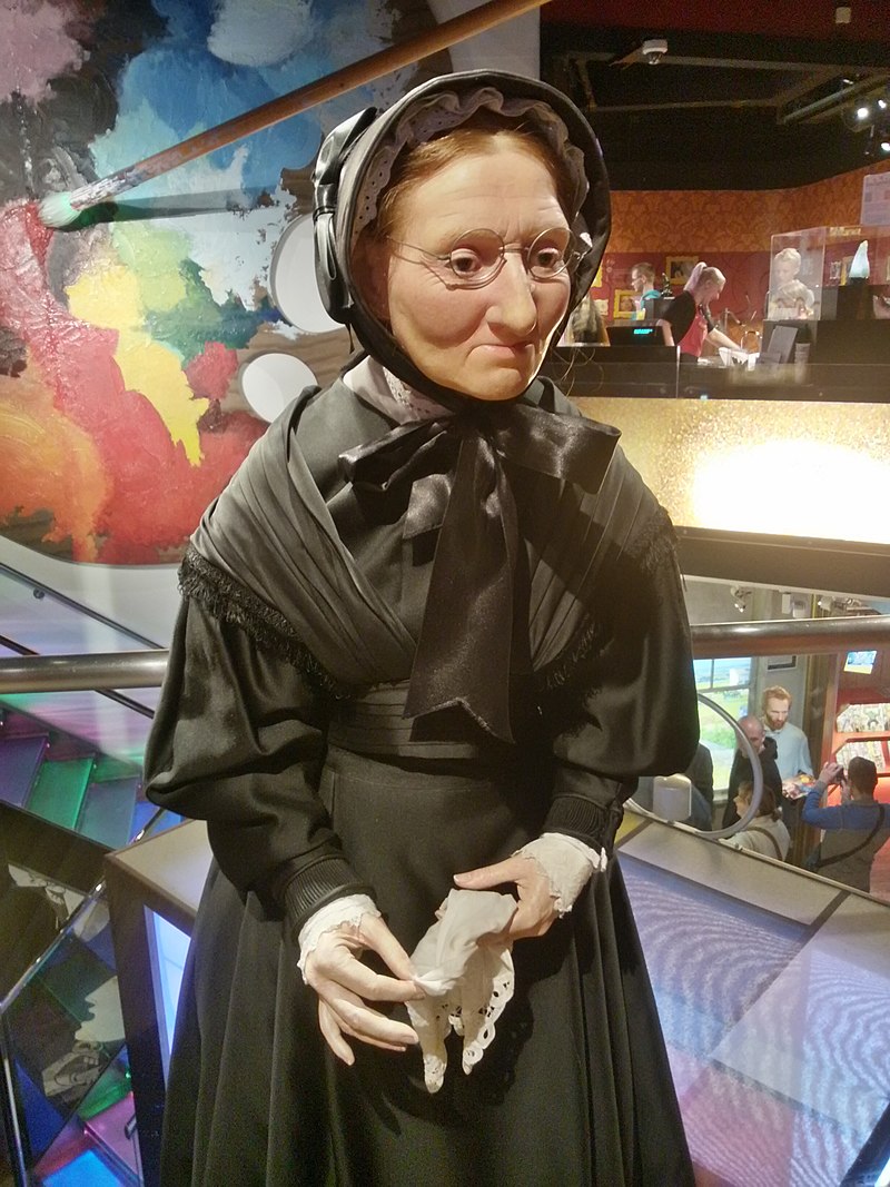 Figura de cera de la propia Madame Tussaud expuesta en el Museo que lleva su nombre en Amsterdam. Foto: Busspotter/ Wikimedia Commons. Figura de cera de la propia Madame Tussaud expuesta en el Museo que lleva su nombre en Amsterdam. Foto: Busspotter/ Wikimedia Commons.