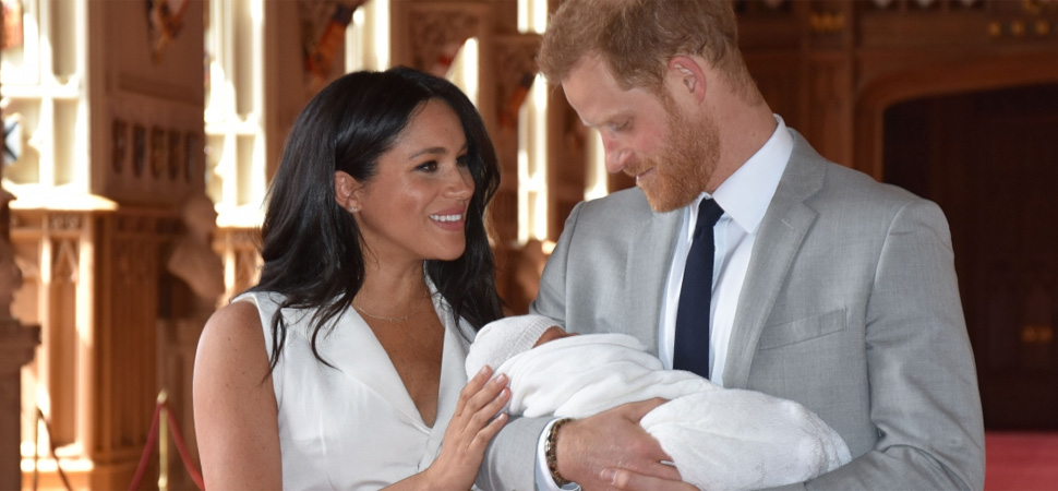 Los detalles con mensaje feminista de Meghan Markle en la presentación de su hijo