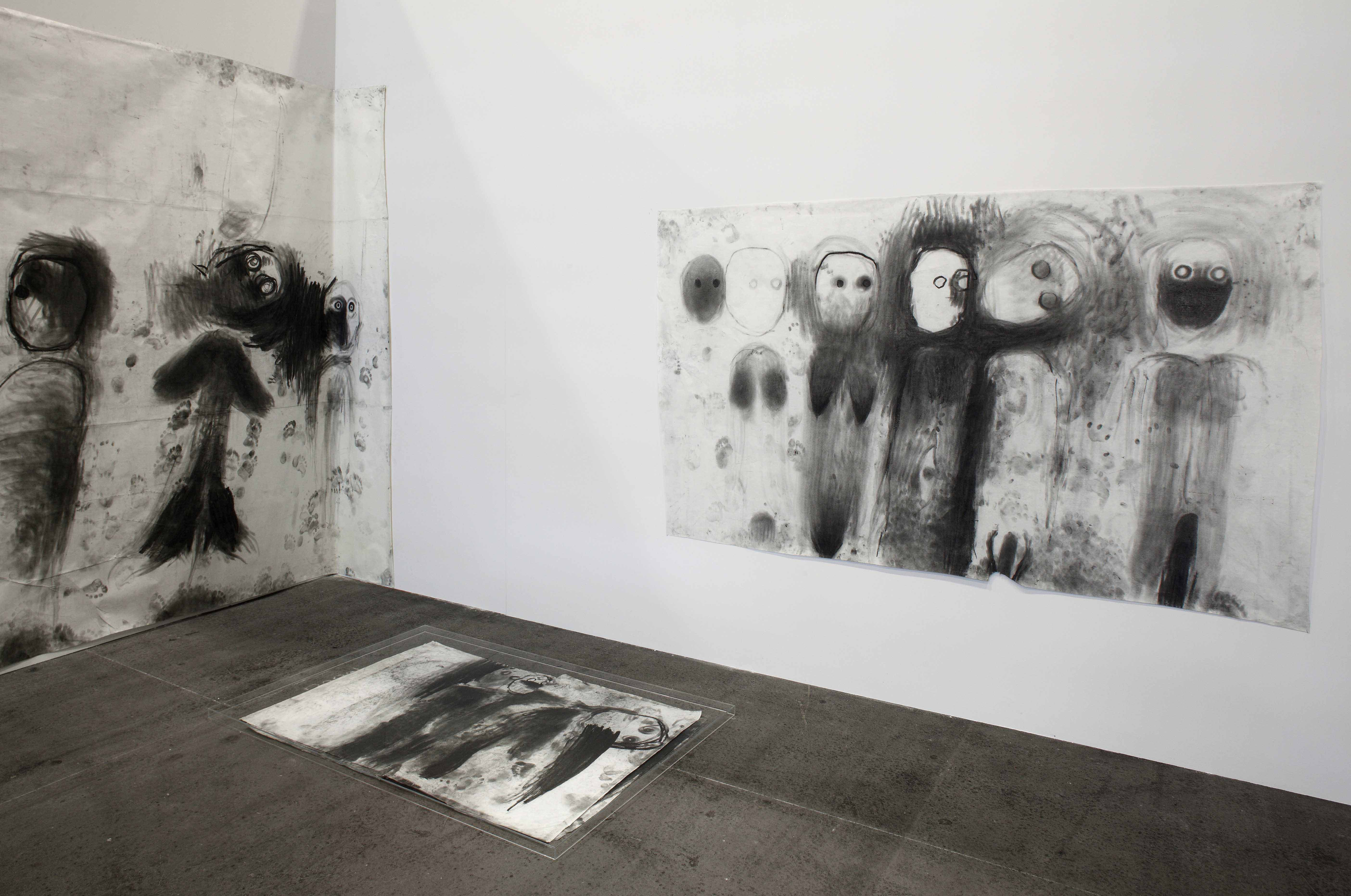 ‘El amar salvaje (habitación de las mujeres) estado de guerra’, 1984. Foto: François Doury. Museo Reina Sofía. ‘El amar salvaje (habitación de las mujeres) estado de guerra’, 1984. Foto: François Doury. Museo Reina Sofía.