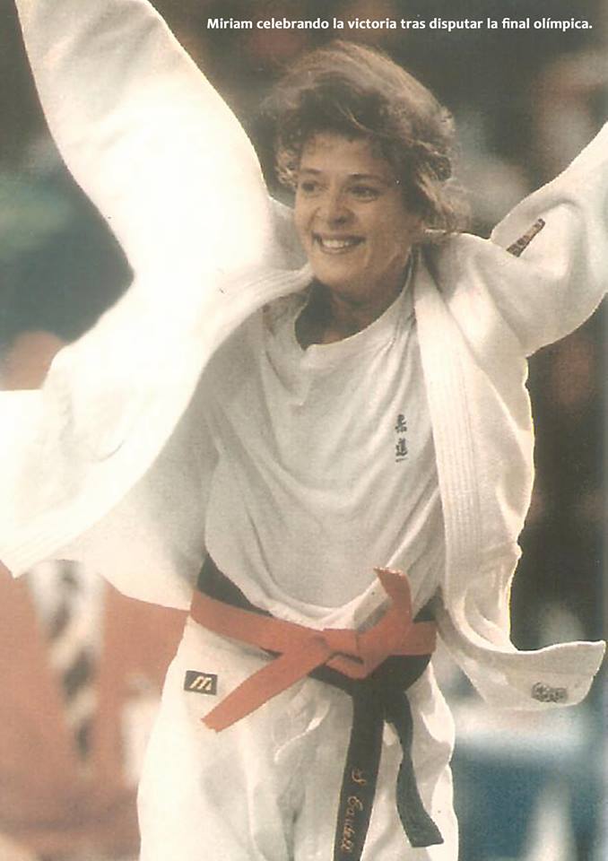 Blasco, tras ganar la final olímpica de 1992. Foto: Club de Judo Miriam Blasco.