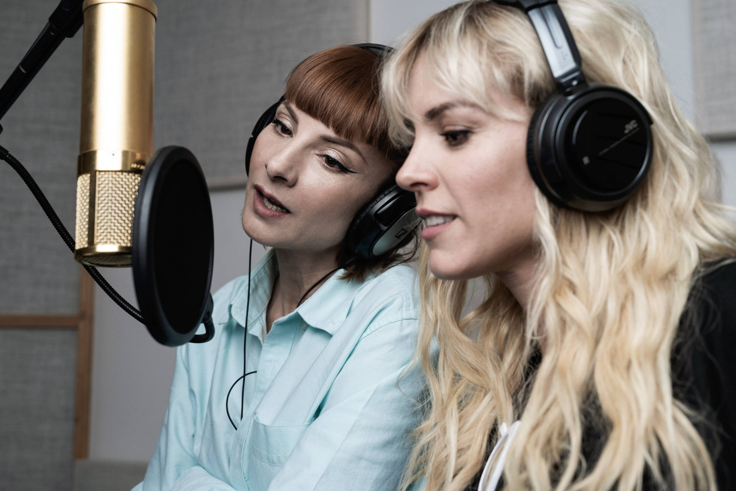 Najwa Nimri y Maggie Civantos.