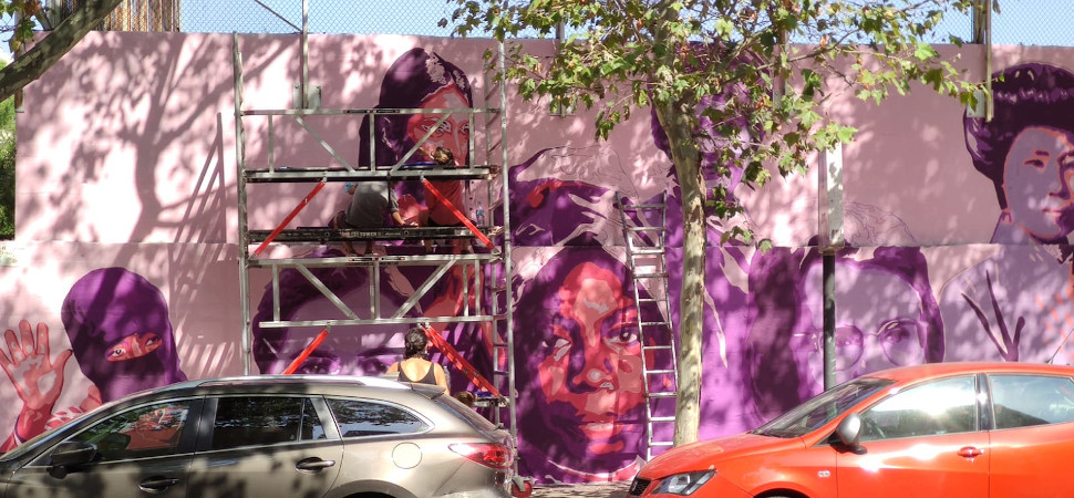 El mural feminista de Madrid vuelve por fin a brillar
