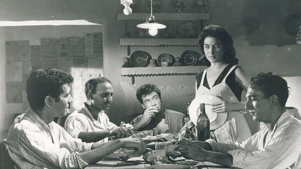 'La gata', de Margarita Alexandre, fue la primera cinta española rodada en Cinemascope. 