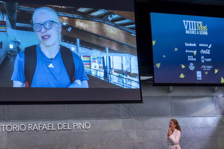 Susana Rodríguez recibió el galardón en Vigo.