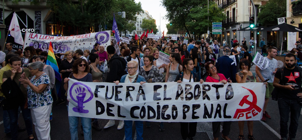 El Constitucional avala la ley del aborto trece años después del recurso del PP