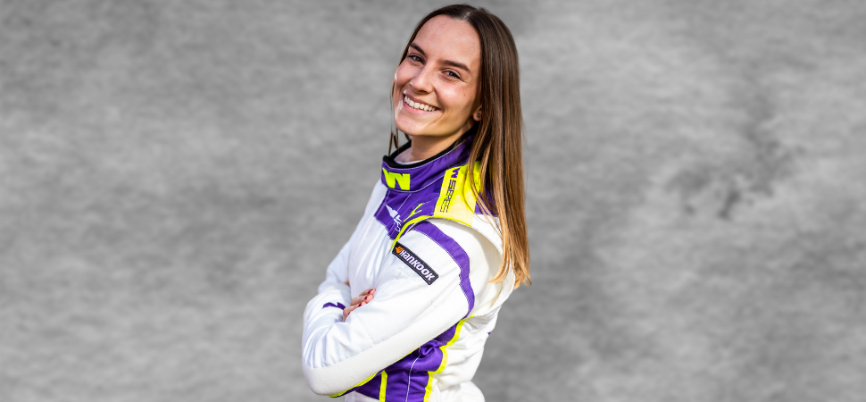 “Da gusto ver a tantas chicas ambiciosas empezando en el mundo del motor”