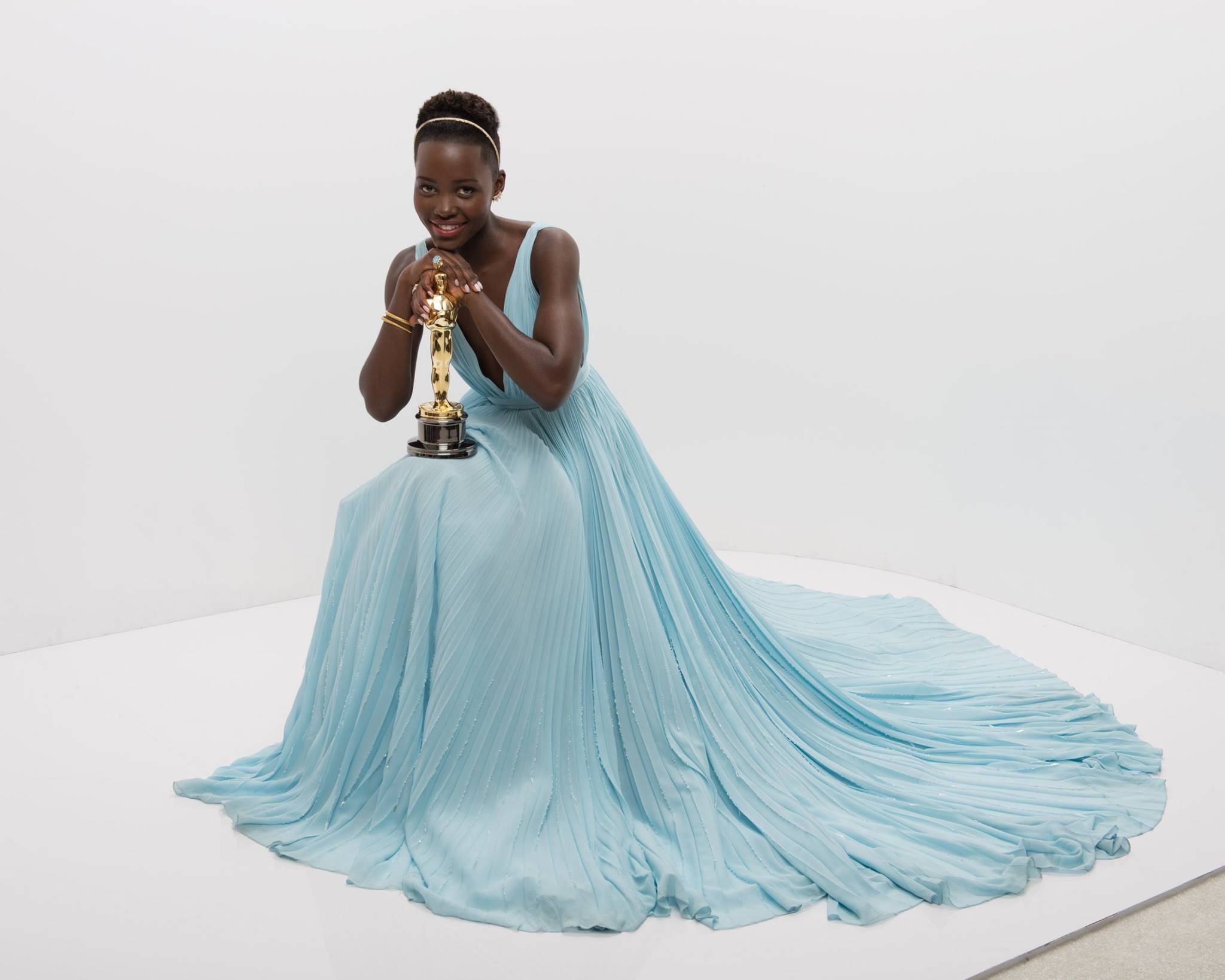 Los vestidos más recordados de los Oscar - Noticia - Tendencias - Mas:  Mujeres a seguir
