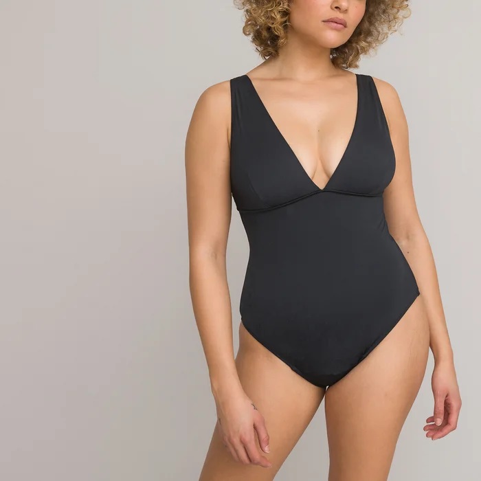 Lo nuevo de Decathlon: un bikini menstrual por 29 euros que será lo más  vendido este verano