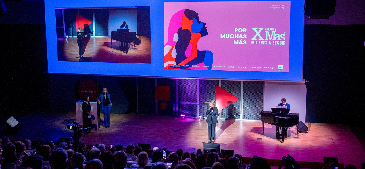 Música, emoción y risas en los X Premios Mujeres a Seguir