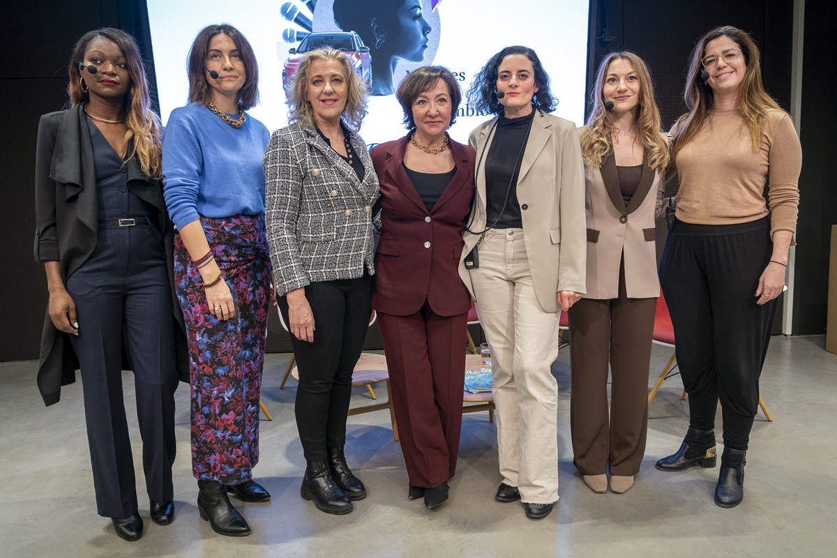 Asaari Bibang, Charo Marcos, Margarita Rodríguez (Hyundai), Esther Valdivia (MAS), Silvia Ocaña (MAS), Alba González y Daniela Goicoechea. 