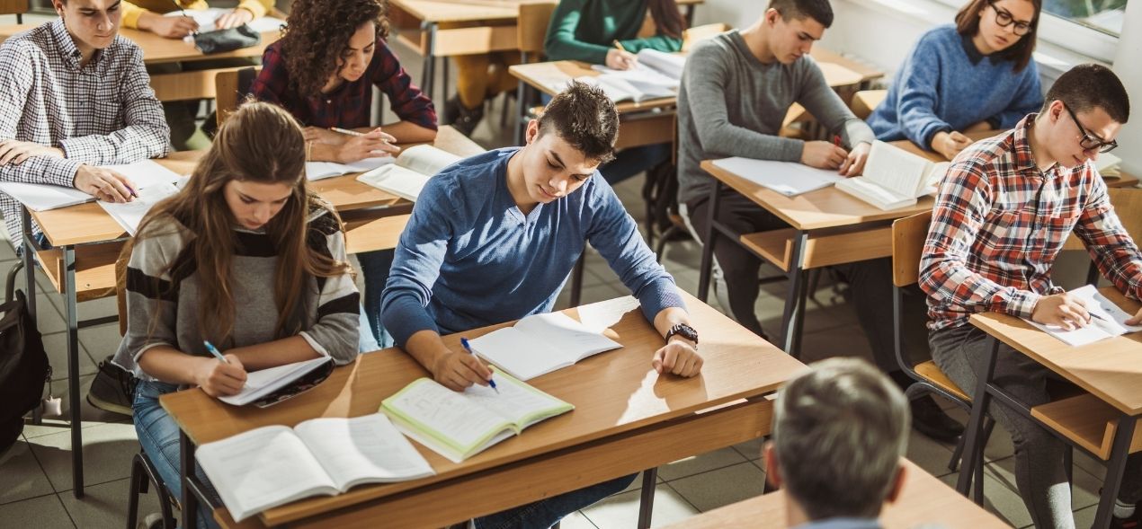 Casi nueve de cada diez españoles consideran que el sistema educativo necesita una transformación profunda