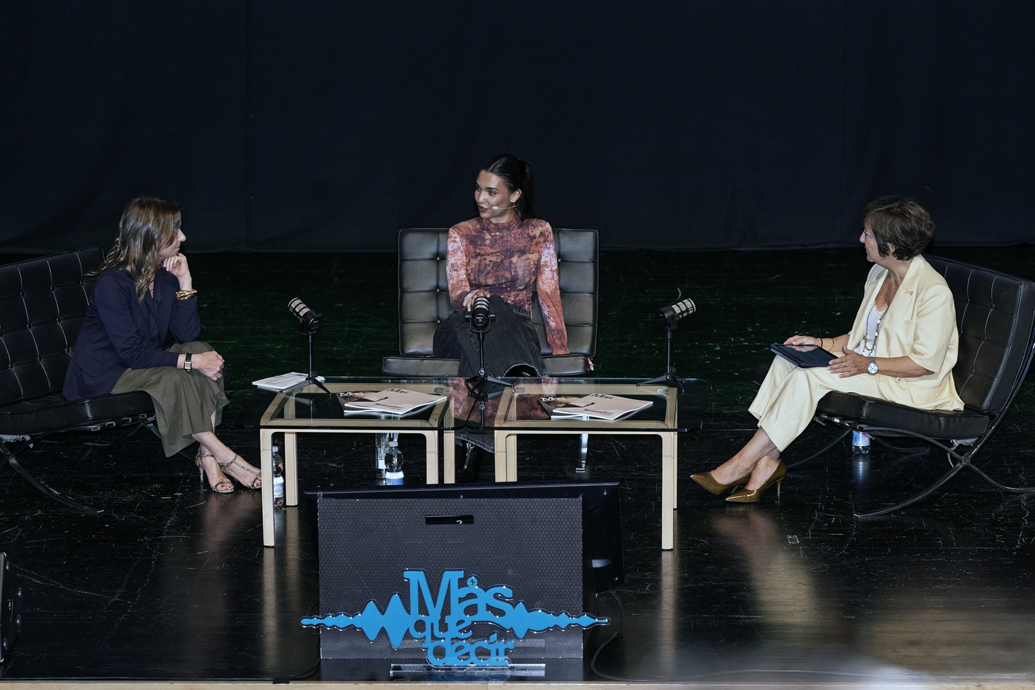Elisa Brustoloni, Paula Muñoz y Esther Valdivia.