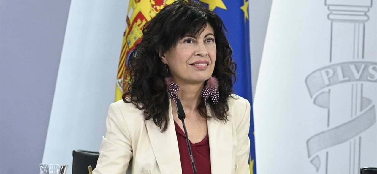 El Gobierno inicia el proceso para garantizar la interrupción voluntaria del embarazo en la Constitución