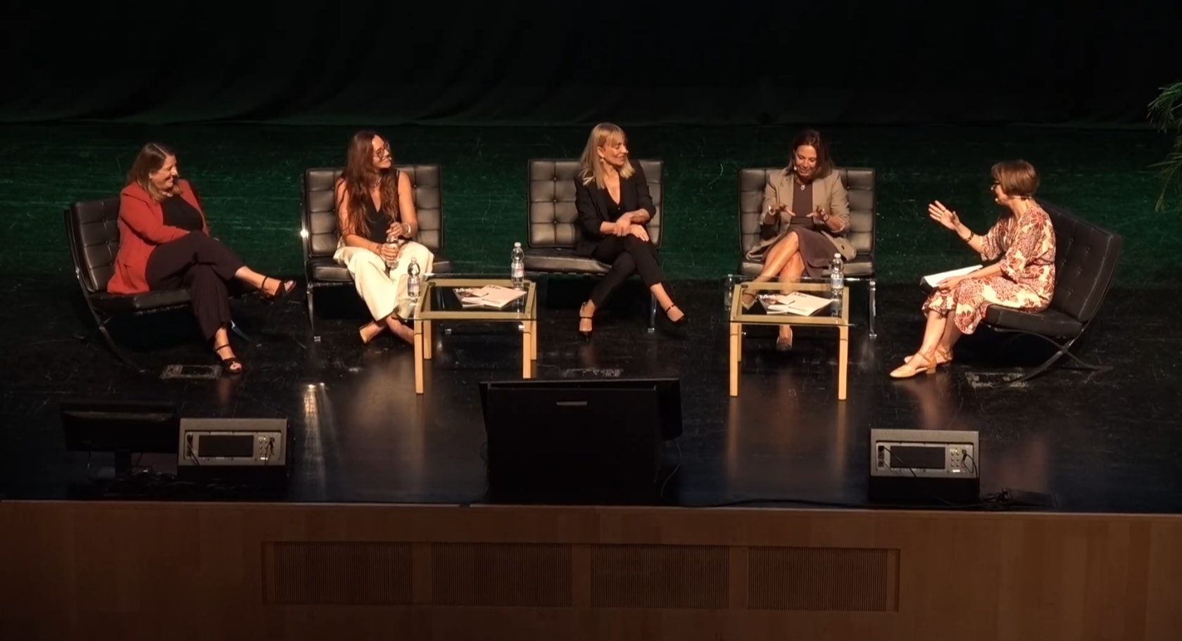 ‘Horizontes digitales: el futuro sin límites de la tecnología’ - III Foro Mujeres que Cambian el Mundo