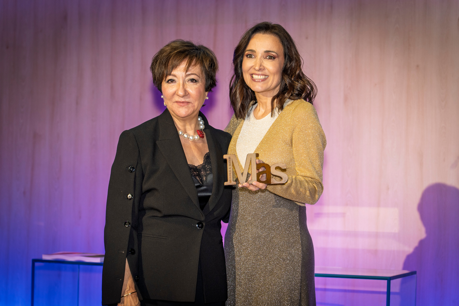 Cruz Sánchez de Lara recibió el Premio MAS Trayectoria.