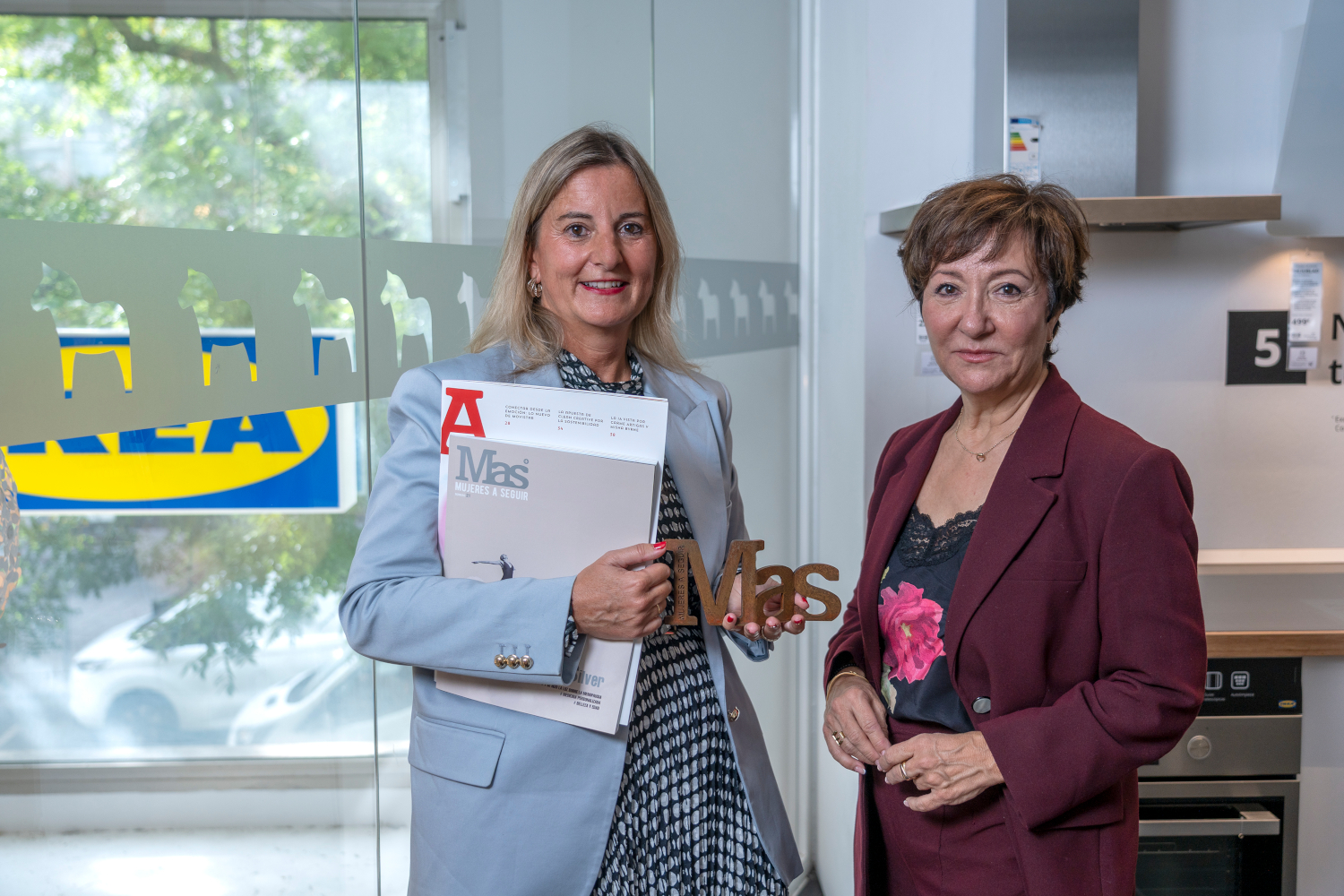 Belén Frau, ganadora del Premio MAS Internacional, que trabaja en la sede de Ikea en Malmö, había recibido su trofeo antes. Belén Frau, ganadora del Premio MAS Internacional, que trabaja en la sede de Ikea en Malmö, había recibido su trofeo antes.
