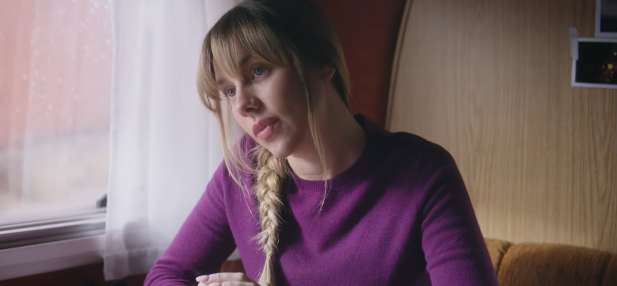 Igualdad lanza un corto con Ester Expósito con motivo del 25N