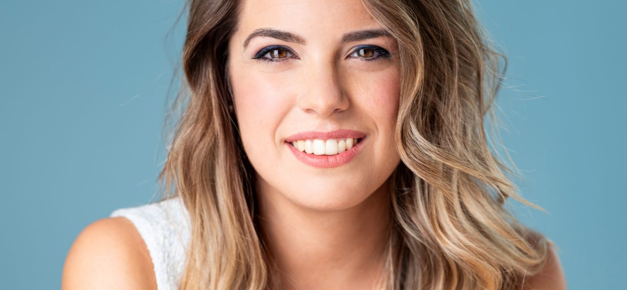 Del periodismo a la novela: el viaje literario de Laura Portas