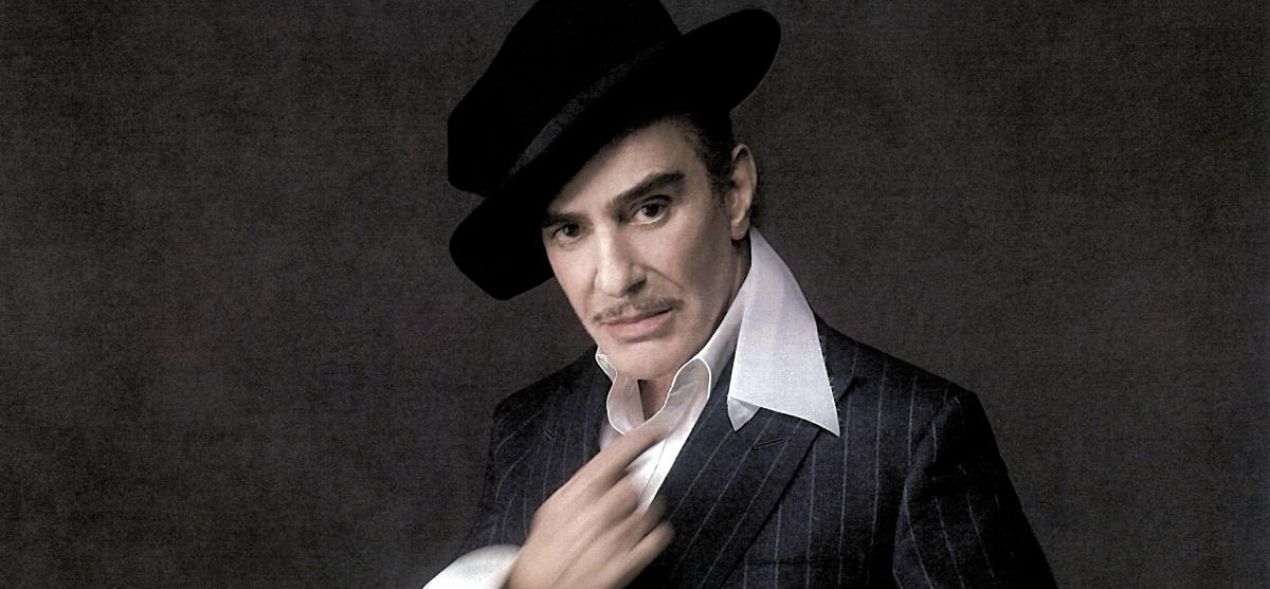 Zara ficha a John Galliano