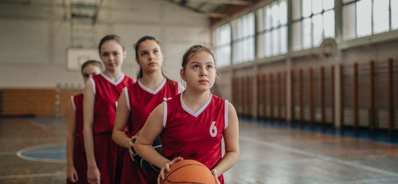 Las niñas que hacen deporte llegan más lejos en el trabajo