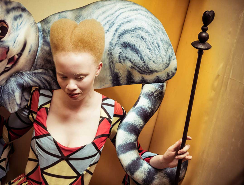 La modelo Thando Hopa es Alicia